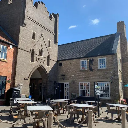 The Blue Anchor At The Bay Filey, Sleeps 4, 2 Dogs Welcome For Free Too * Filey