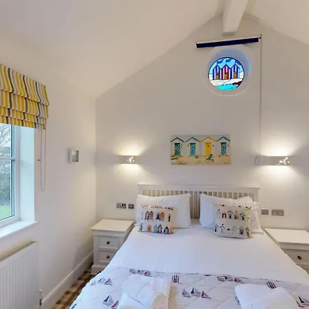 The Blue Anchor, The Bay, 2 Bedrooms With Ensuites, Parking For 2 Cars, 2 Dogs Welcome بيت للعطل Filey