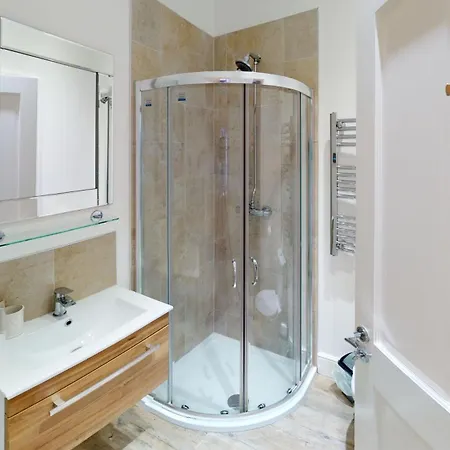 The Blue Anchor At The Bay Filey, Sleeps 4, 2 Dogs Welcome For Free Too Dom wakacyjny