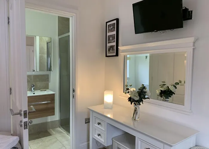 The Blue Anchor, The Bay, 2 Bedrooms With Ensuites, Parking For 2 Cars, 2 Dogs Welcome Prázdninový dům Filey