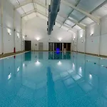 The Blue Anchor, The Bay, 2 Bedrooms With Ensuites, Parking For 2 Cars, 2 Dogs Welcome Feriehus *